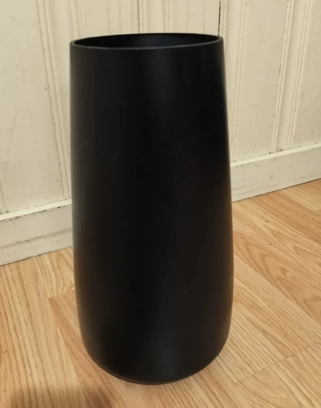 🥕Tall Black Vase🥕