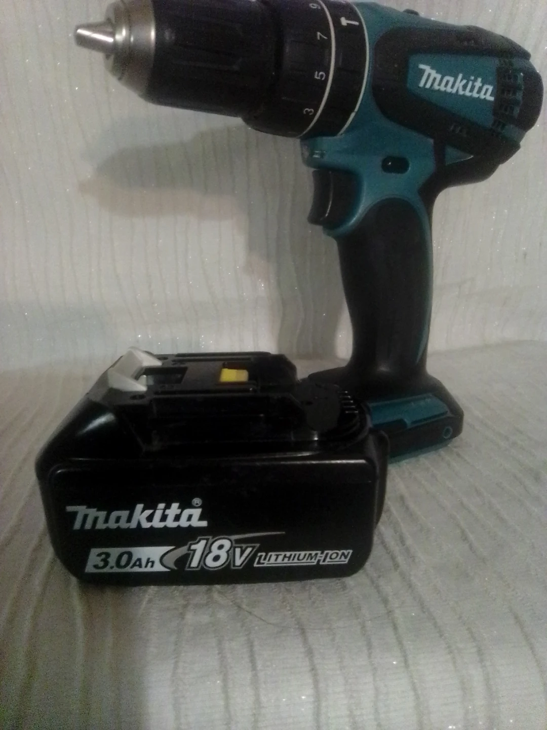 Makita 18V Cordless Drill with 3.0Ah Battery No Charger. - photo 2