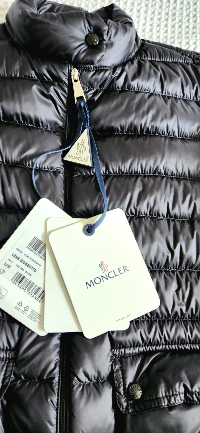 Moncler Lans Giubbotto Black Puffer Jacket - photo 4