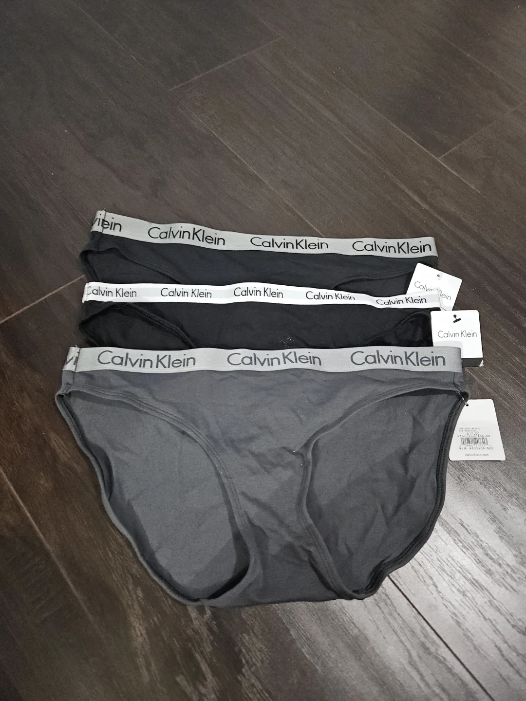 Calvin Klein Bikini Briefs, Size M, New with Tags