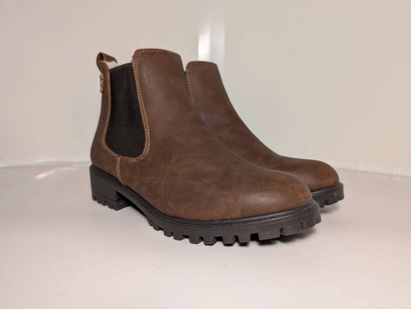 DLG - Brown Boots | Size 8
