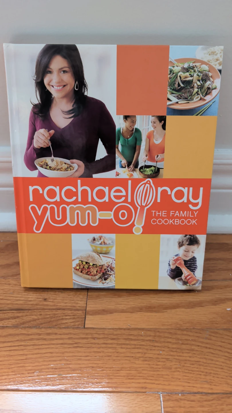 Rachael Ray Yum-O! The Family Cookbook