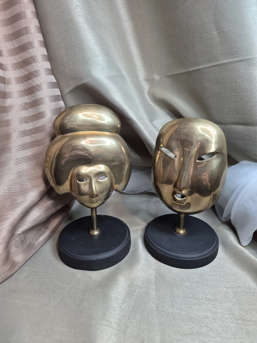 Pair of Vintage Solid Brass 9 1/2" Tall Asian Mask - photo 4
