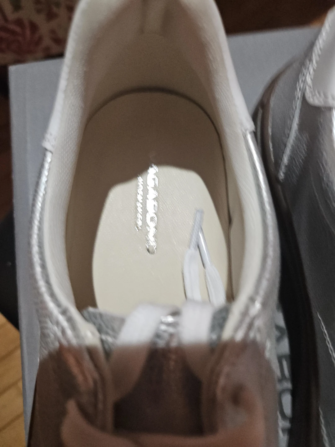 Vagabond Shoemakers Silver Sneakers - Size 6 - photo 4