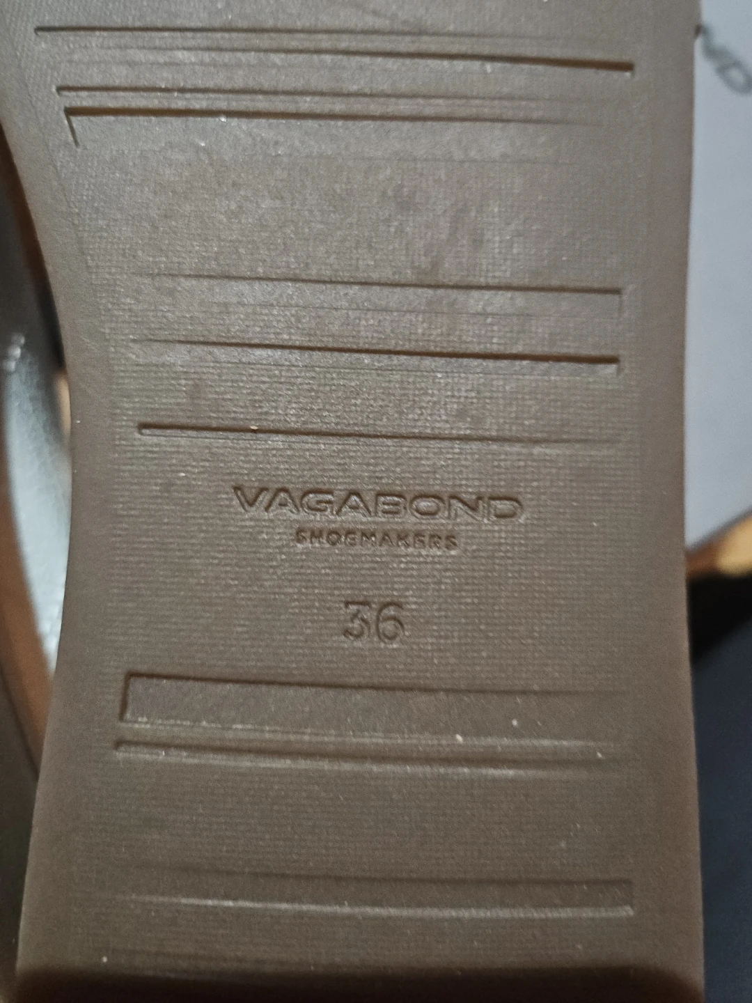 Vagabond Shoemakers Silver Sneakers - Size 6 - photo 5