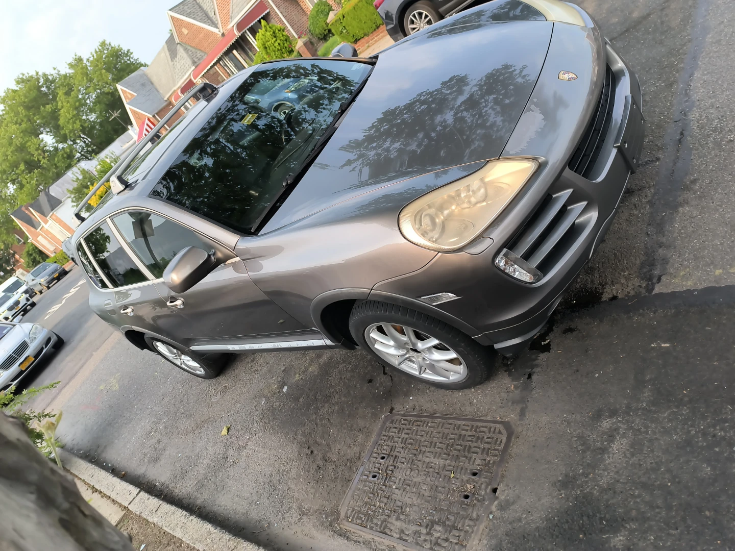 Porsche Cayenne - photo 2