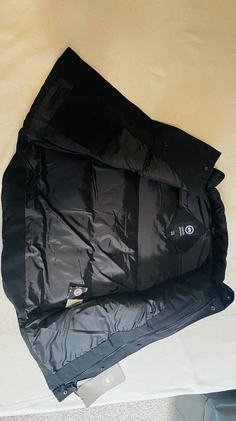 Canada Goose Vest - photo 2