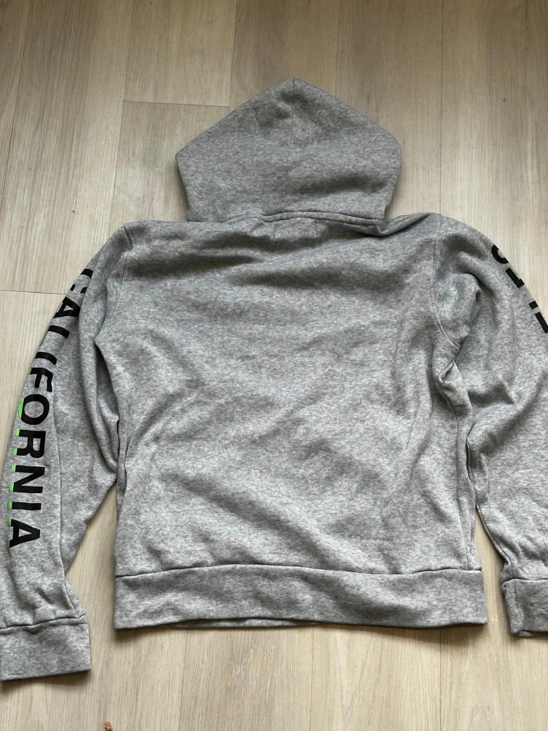 Boardsports USA Grey Hoodie - Size S - photo 2