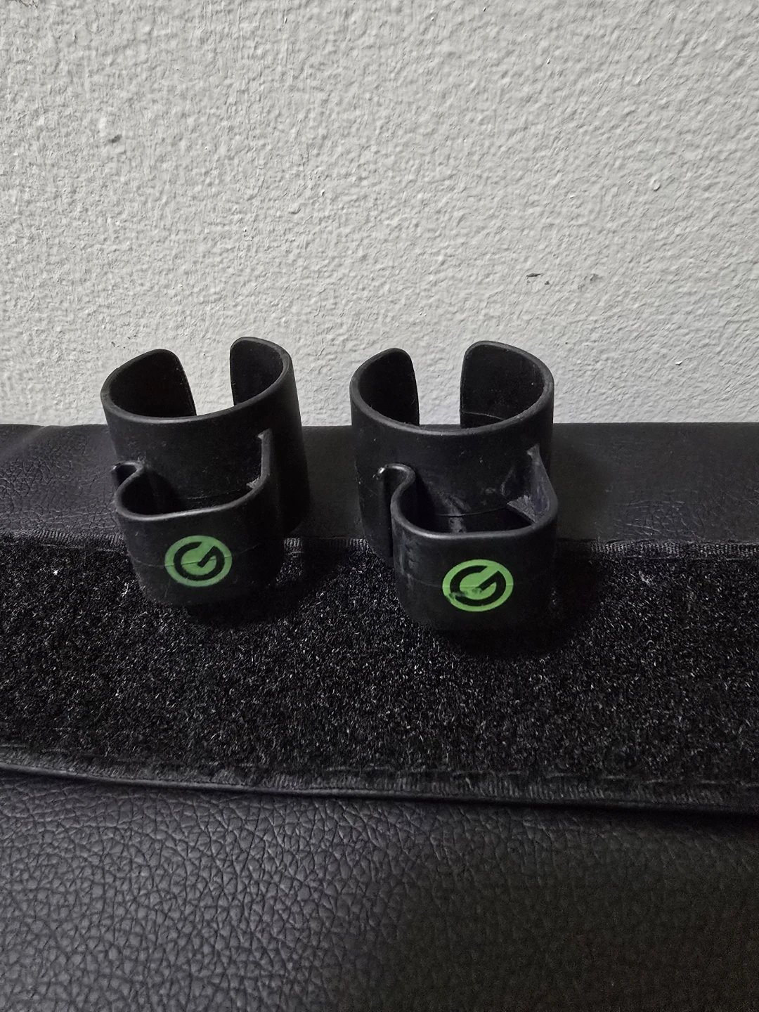 Pair of HT Pro II Speaker Stands - photo 4