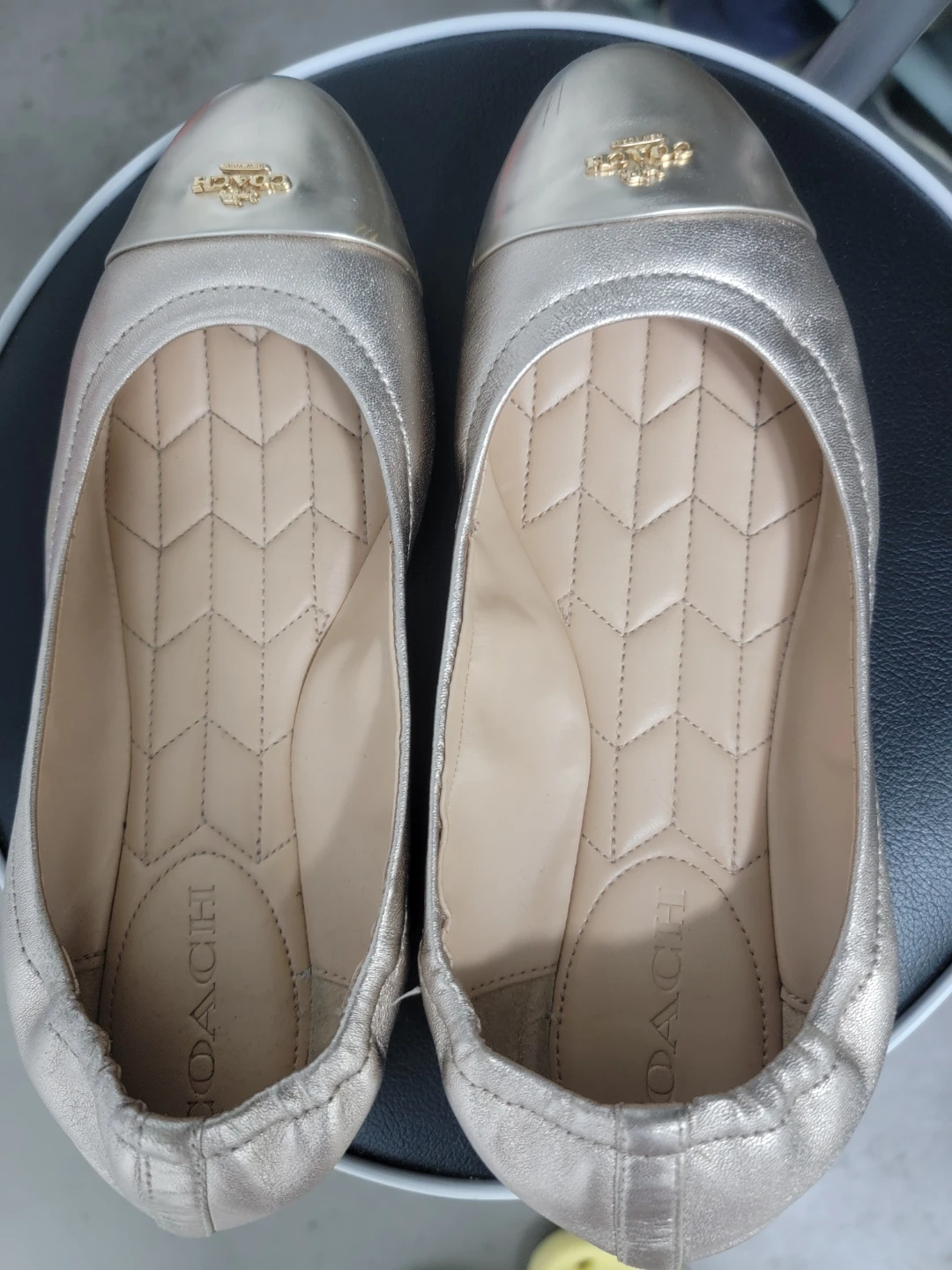 COACH Women's Ballet Flats - Champagne Colour
