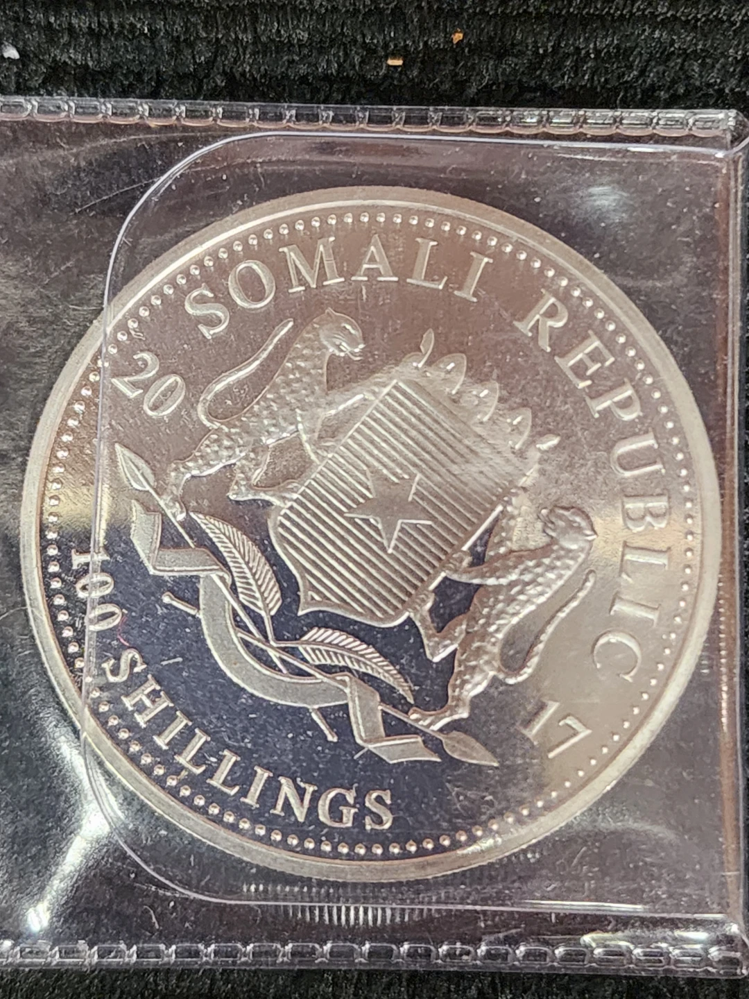 African Wildlife Elephant 2017 1oz Silver Coin - photo 2