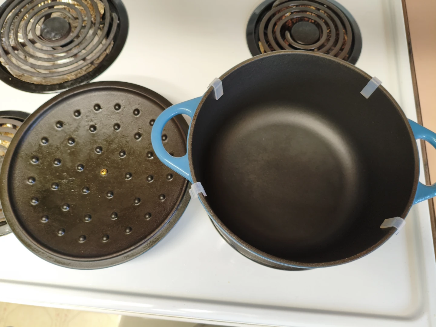 Kuhn Rikon 24cm / 9.4in Cast Iron Dutch Oven - Blue - photo 4