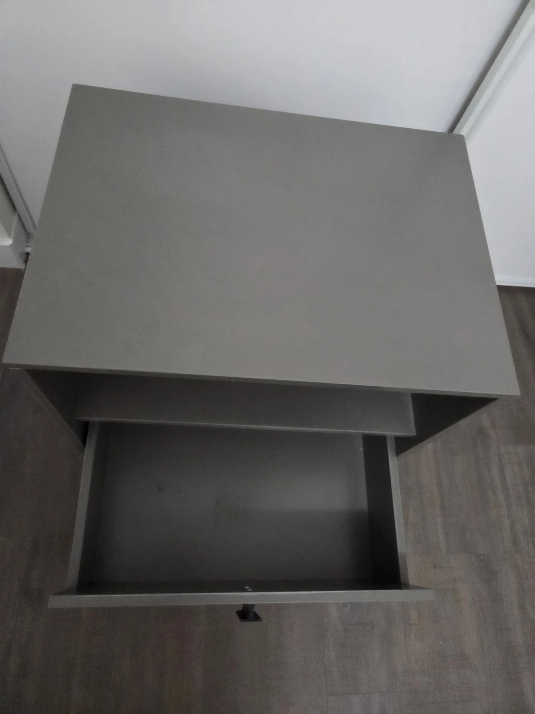 Bedroom Side Table - photo 2