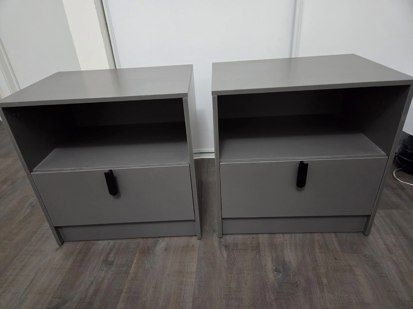 Bedroom Side Table - photo 5