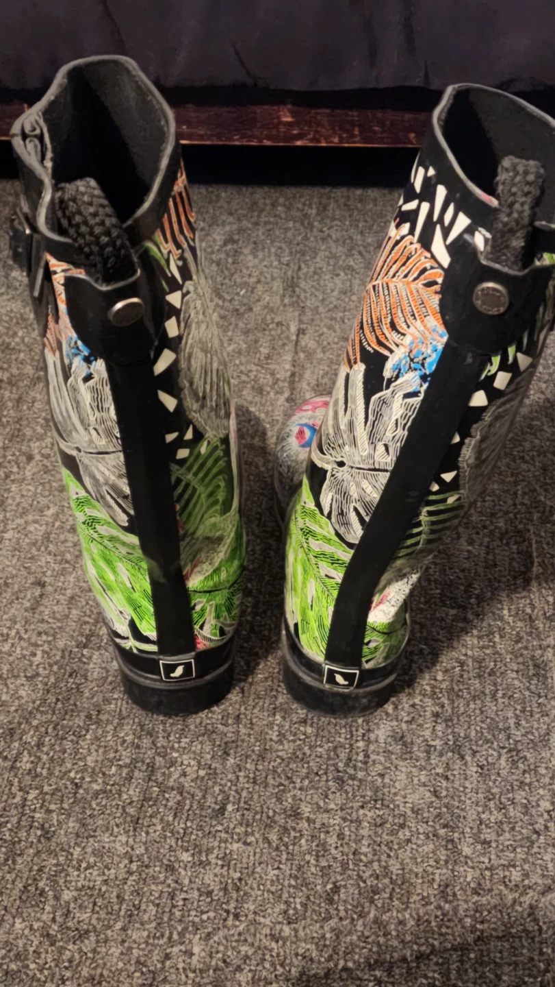 Bogs Women's Rain Boots, Size 8 - photo 4