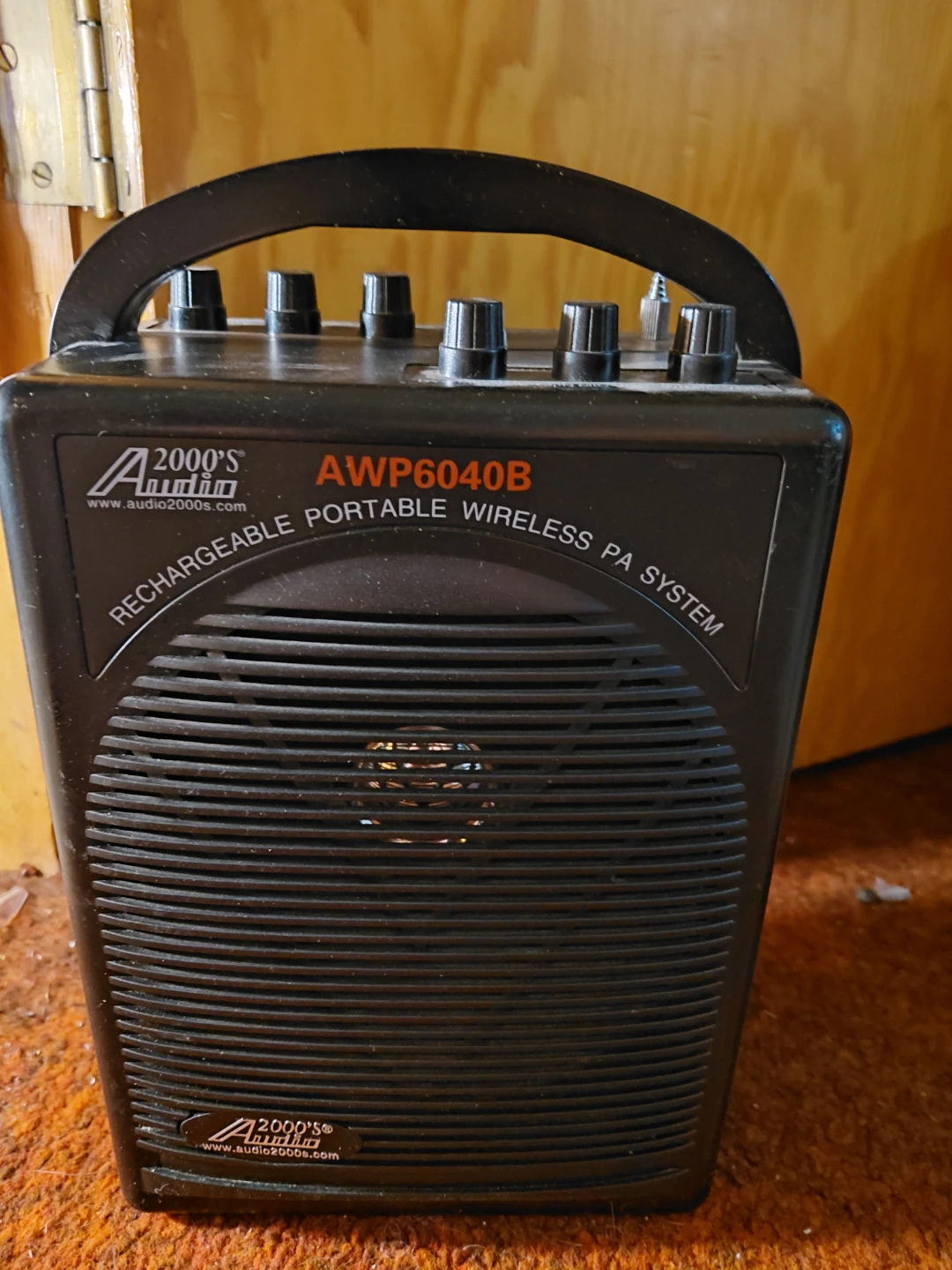 2000's Audio AWP6040B Rechargeable Portable Wireless PA System