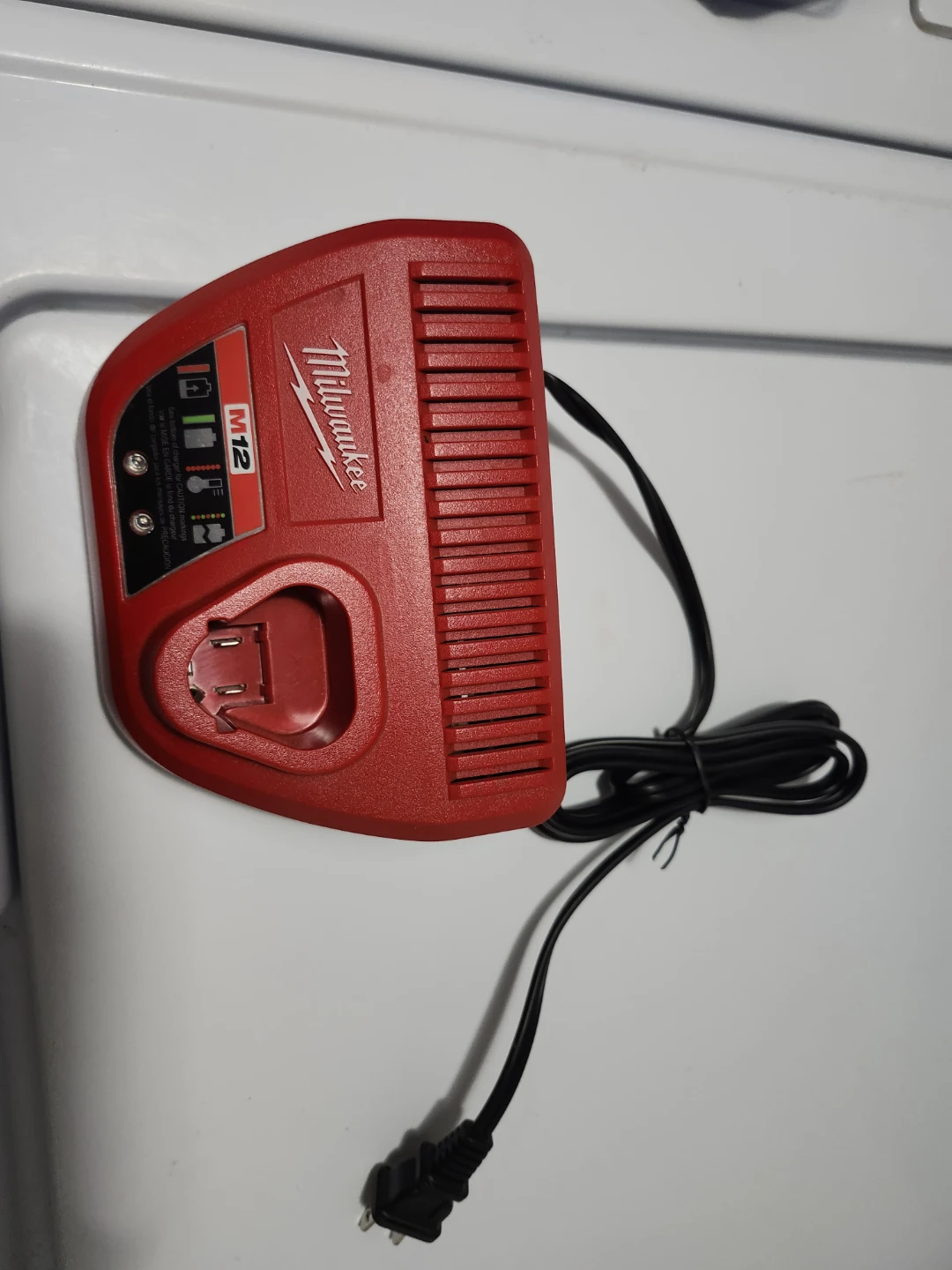 Milwaukee M12 Battery Charger - NEW - photo 2