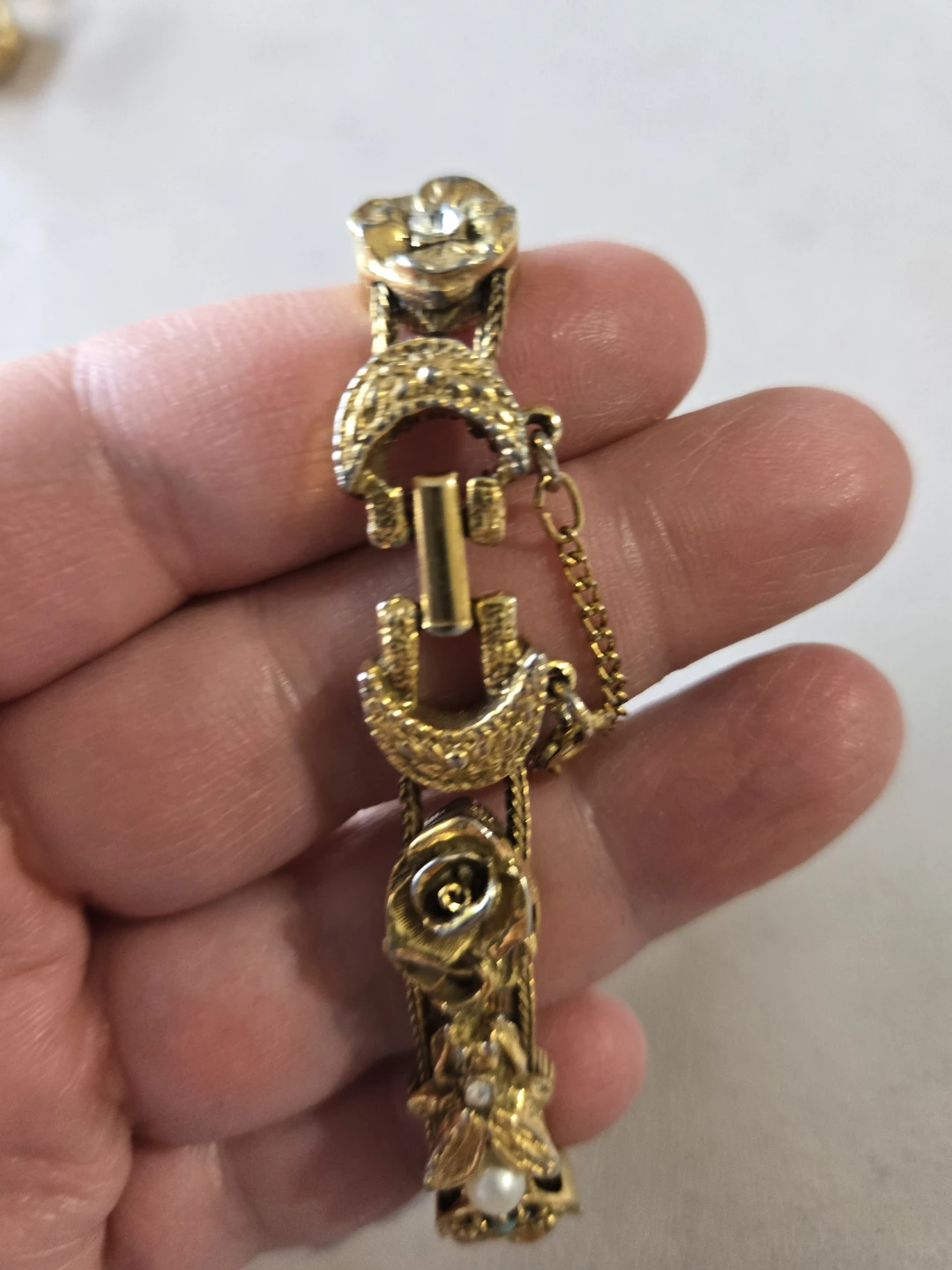 Vintage Gold Tone Floral Bracelet - photo 3