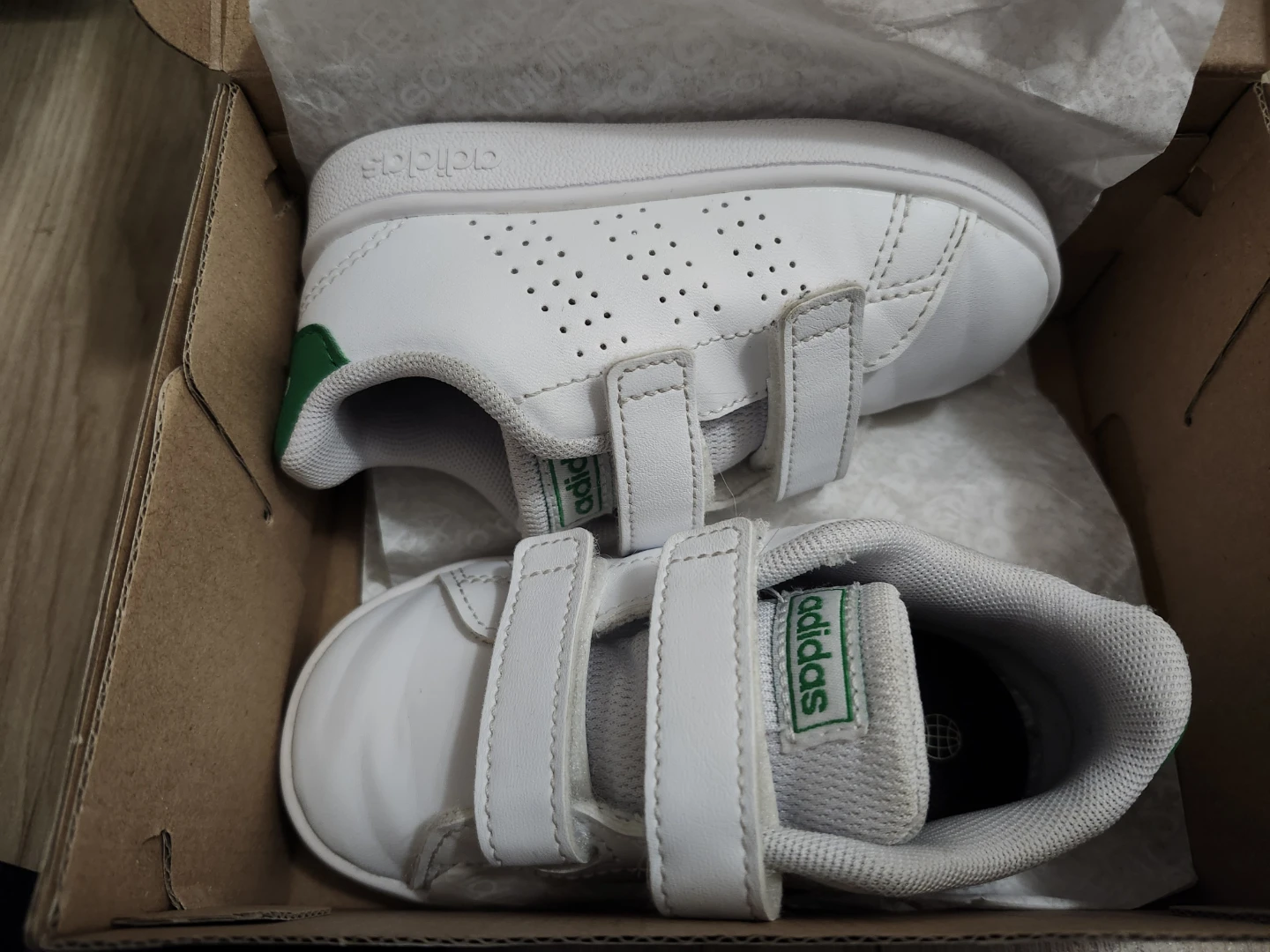 Adidas Advantage Toddler Shoes - Size 6- White/Green - photo 3