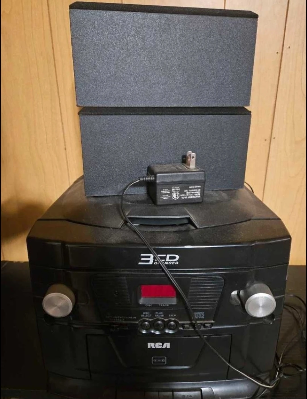 3 disc CD/casset player - photo 2