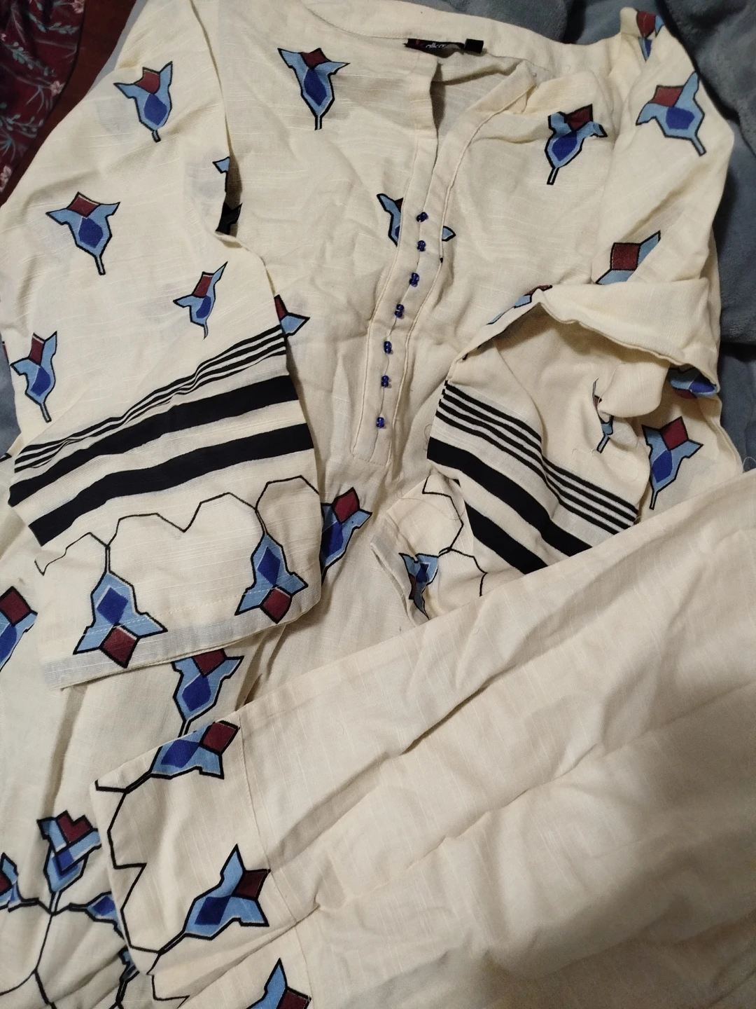 Alkaram Ladies Suit - Size 12