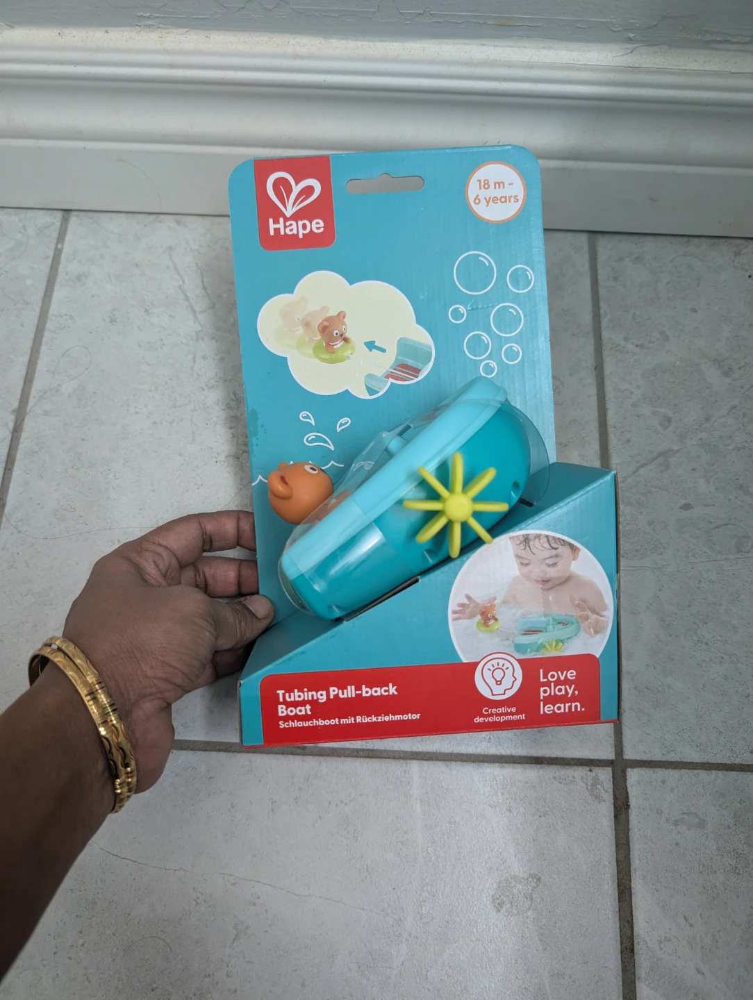 New Hape Tubing Pull-back Boat (18m+) - photo 2