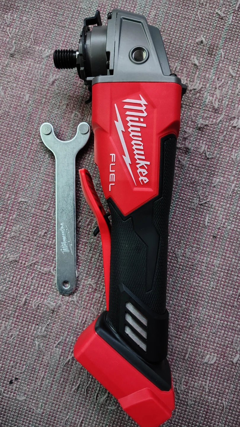 NEW Milwaukee M18 FUEL Angle Grinder Rapid stop