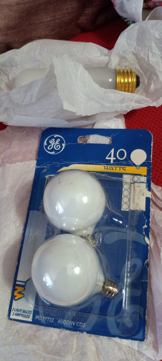 bag full of lamps. - photo 3