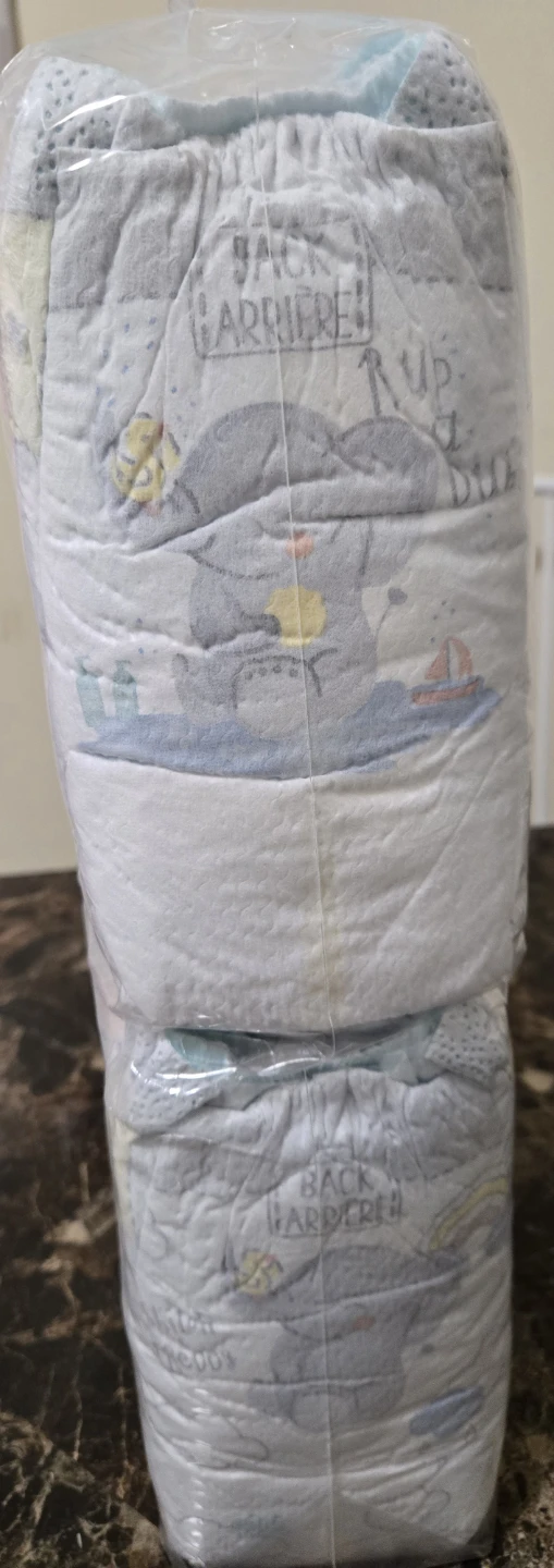 Pampers size 2 Diapers (62 diapers)