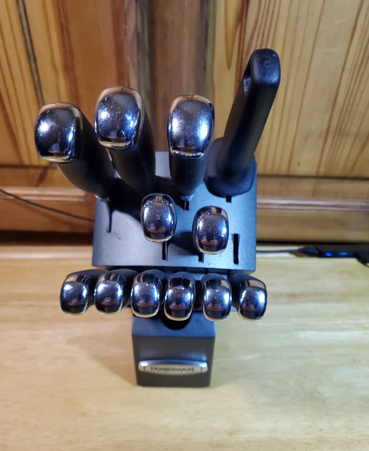Kitchen Knife Set (1 Missing) - photo 3