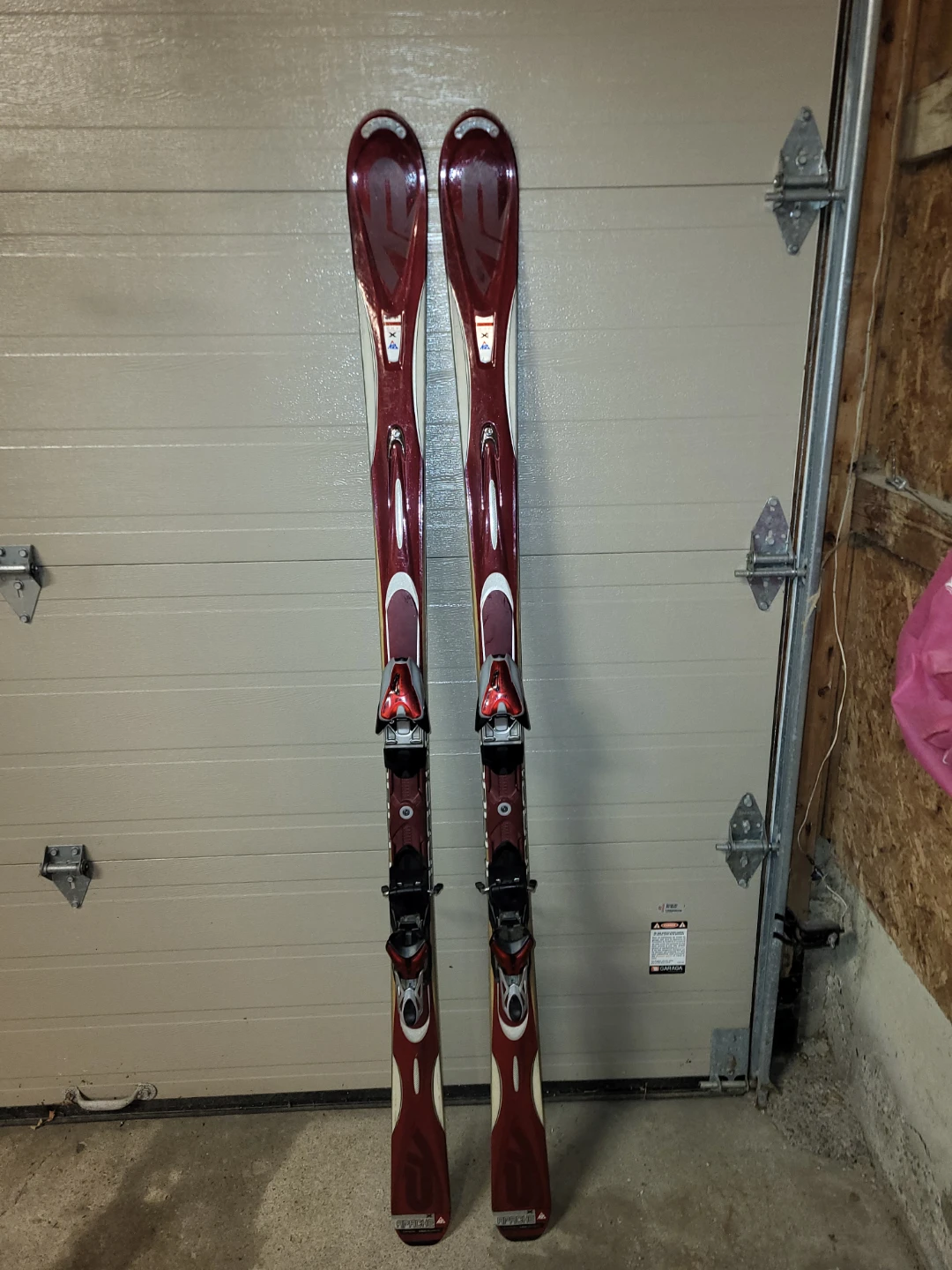 K2 Apache Skis with Bindings