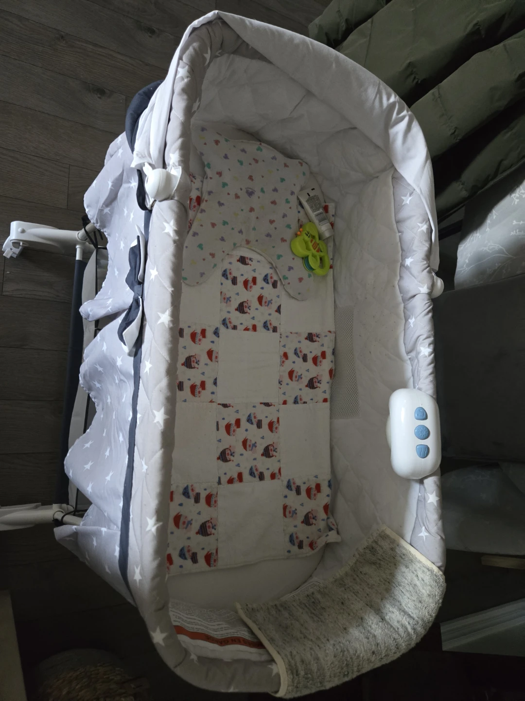 Bily Bassinet with Storage Basket - photo 3