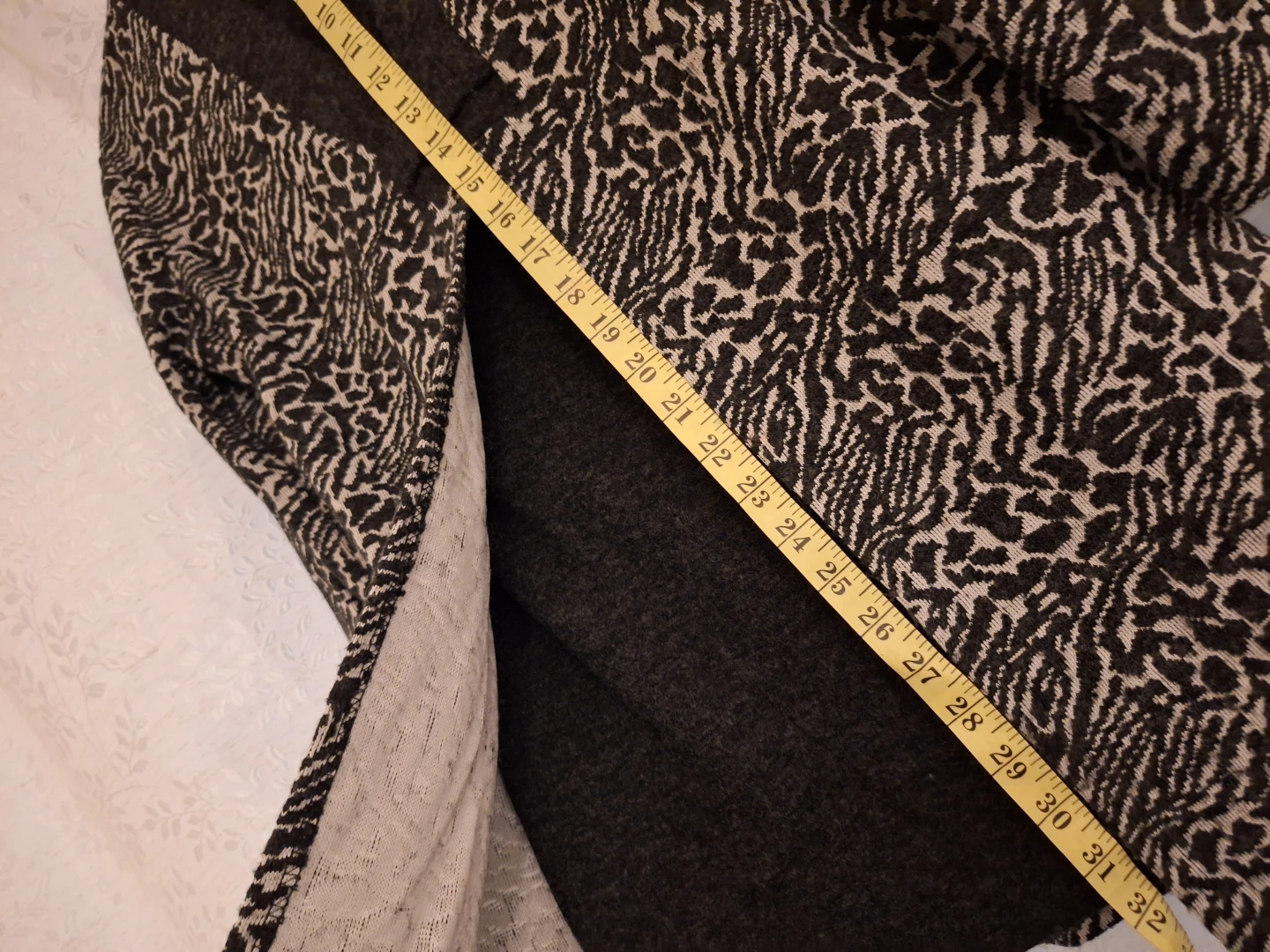 Animal Print Top, Size L - photo 3