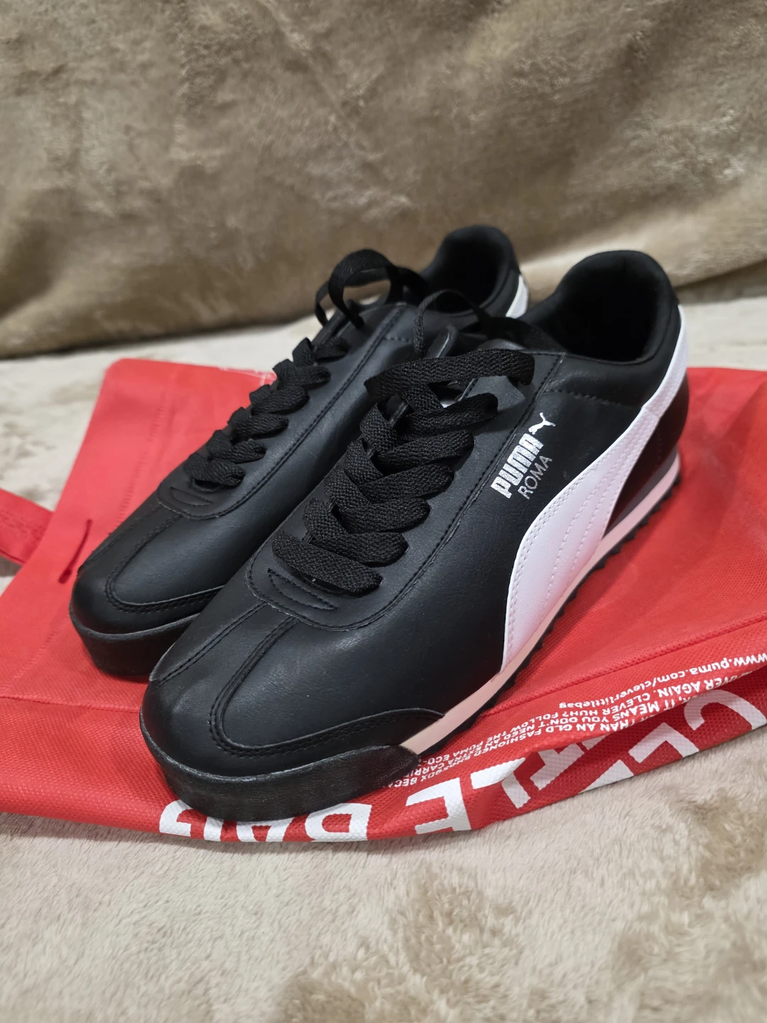 Puma Roma Black & White Sneakers