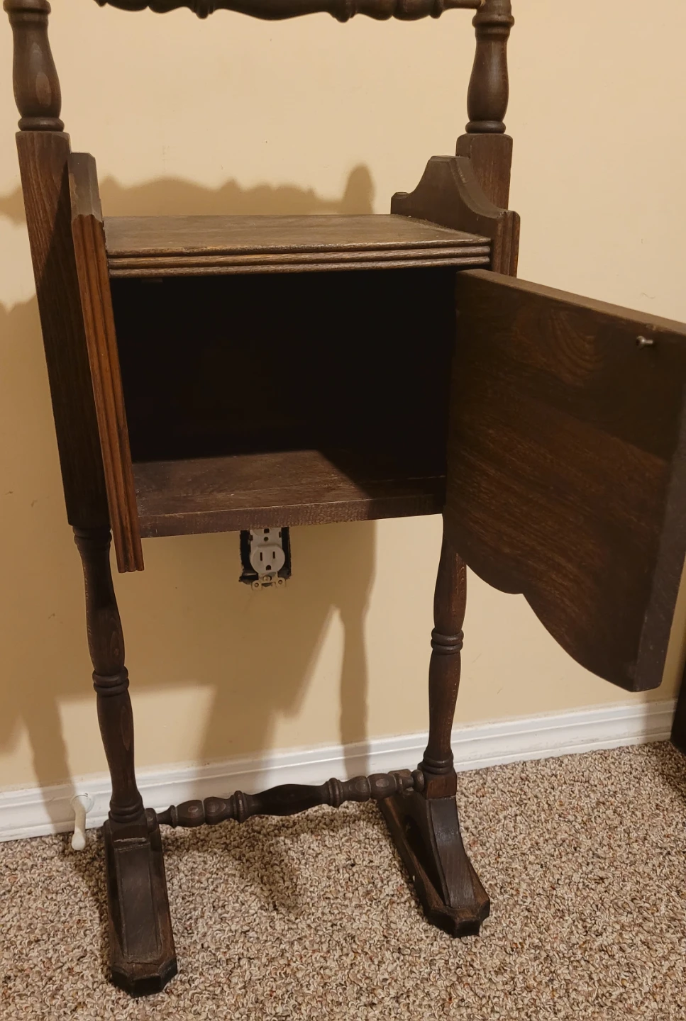 Antique Humidor Cabinet / Smoke Stand - photo 2