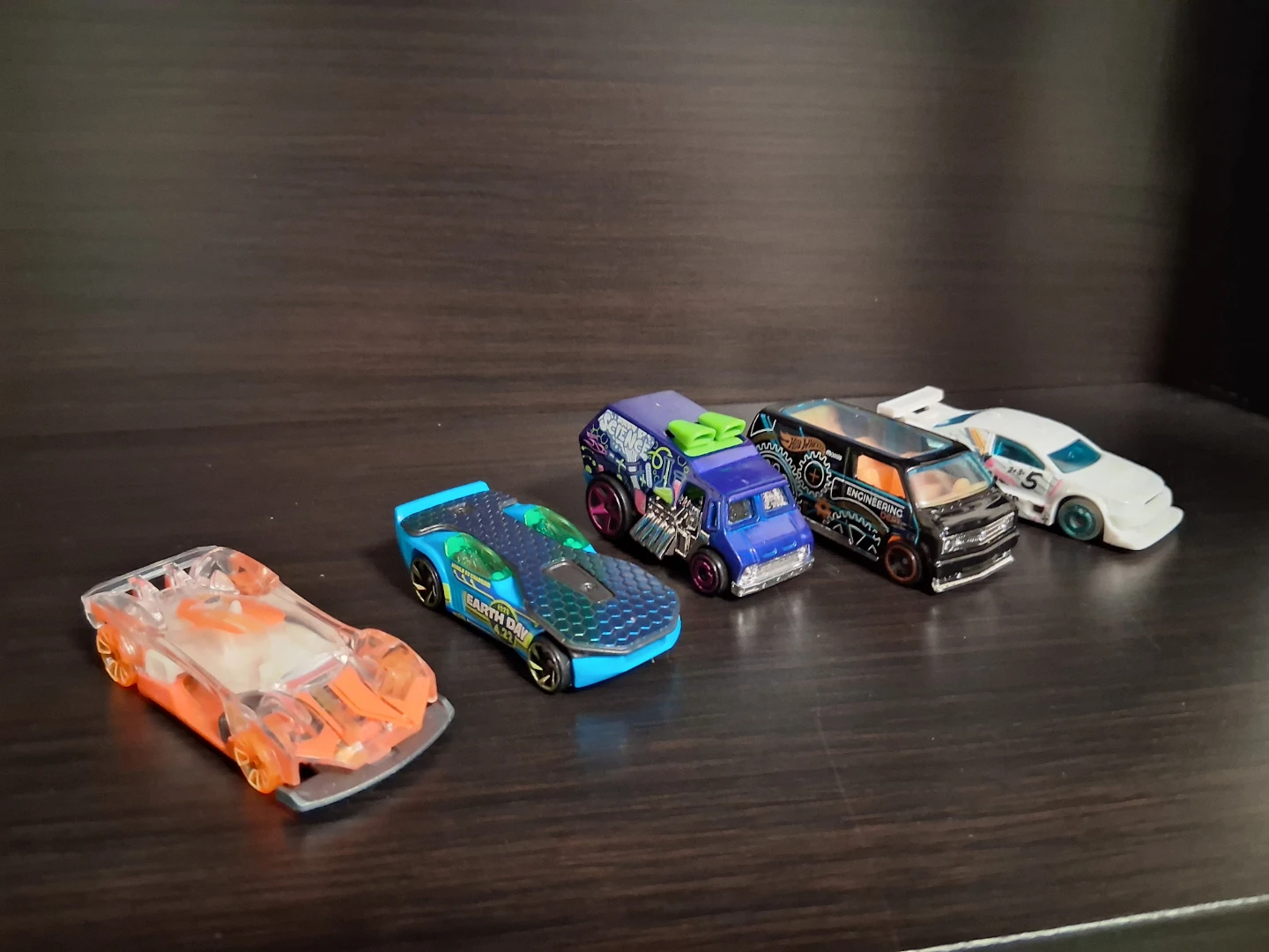 Hot Wheels cars