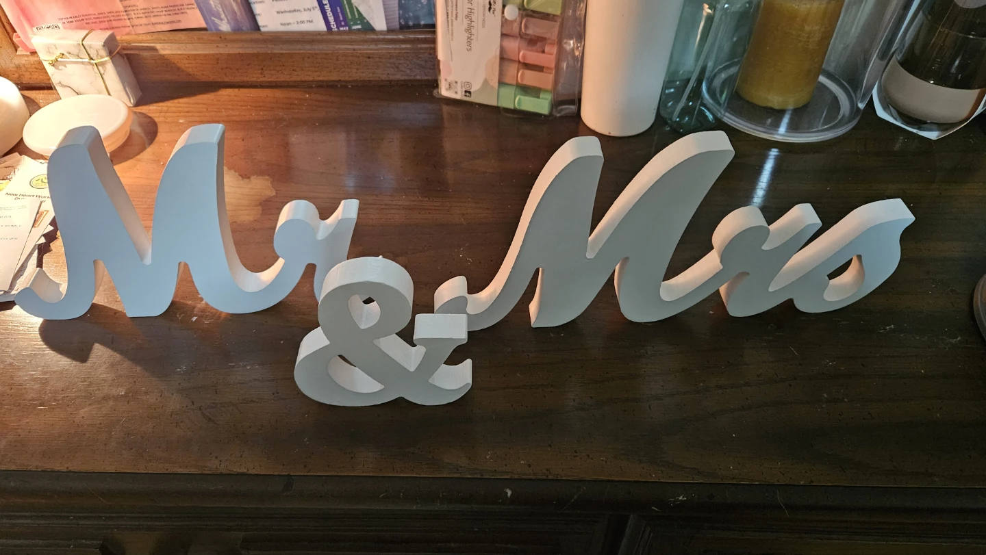 Elegant Mr. & Mrs. White Wooden Letters Decoration