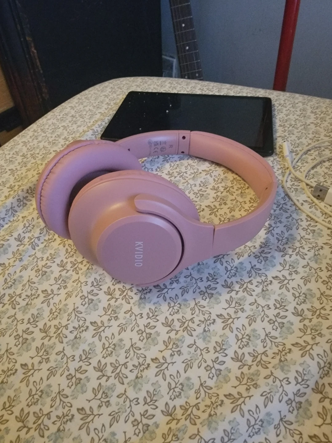 Kvidio WH201A Wireless Headphones - Pink