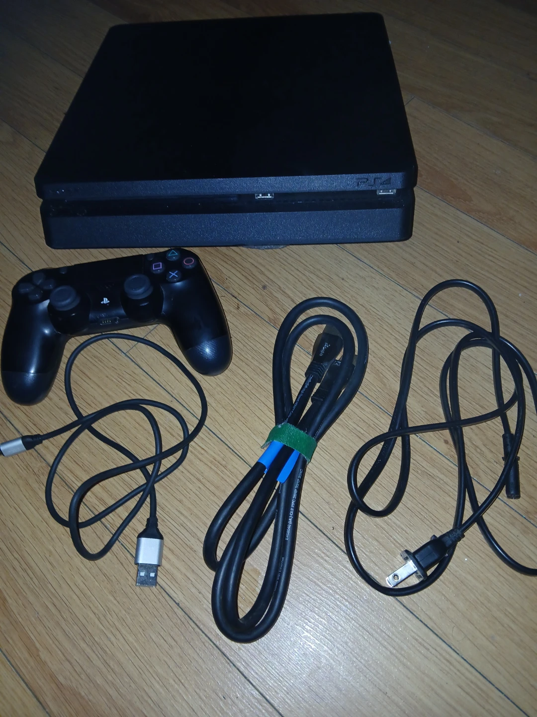 Sony PlayStation 4 Slim Console - photo 2