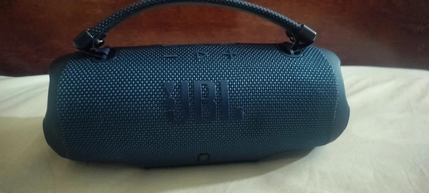 JBL charge 6 water proof bluetooth