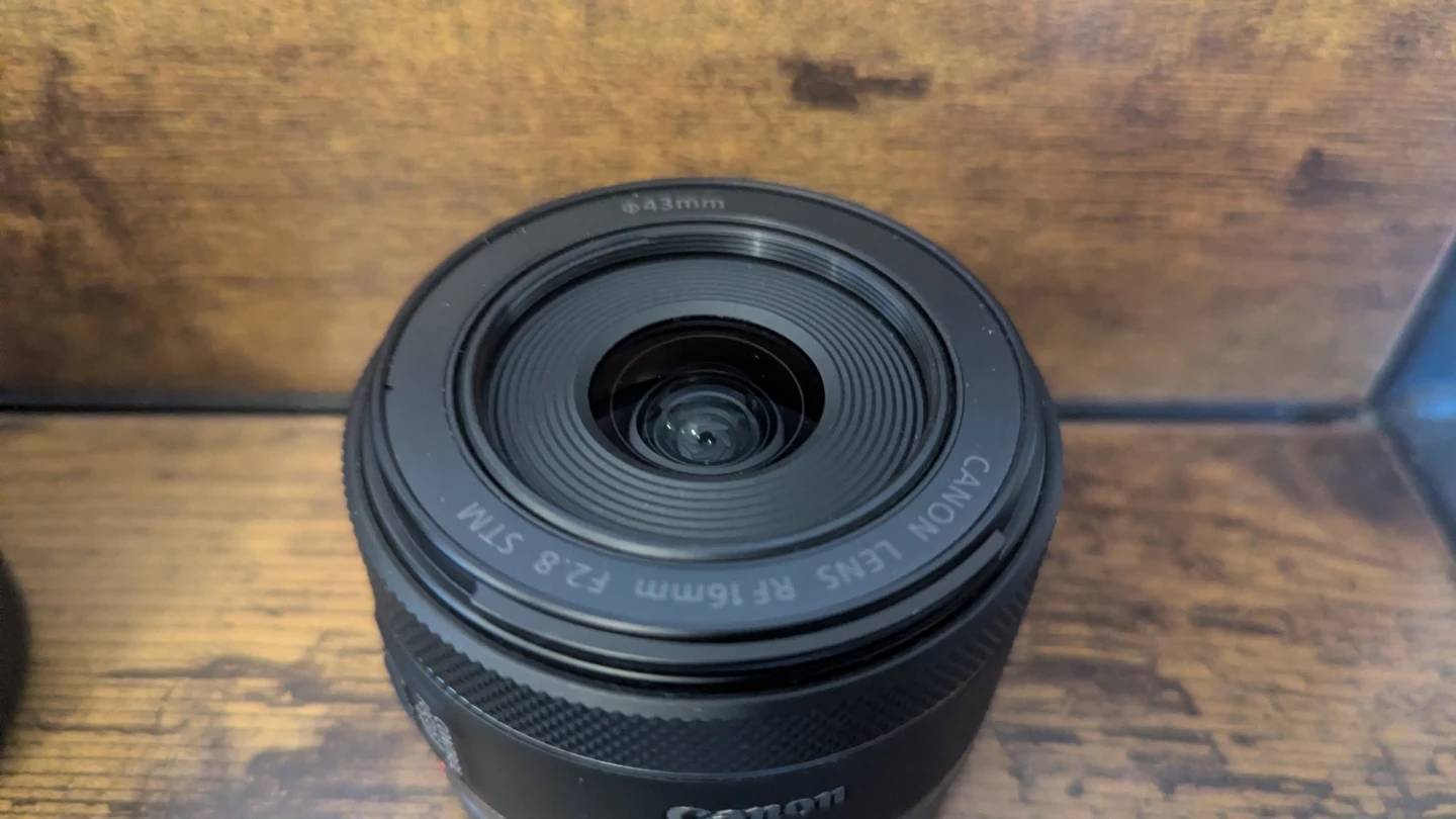 Canon RF 16mm F2.8 STM Lens
