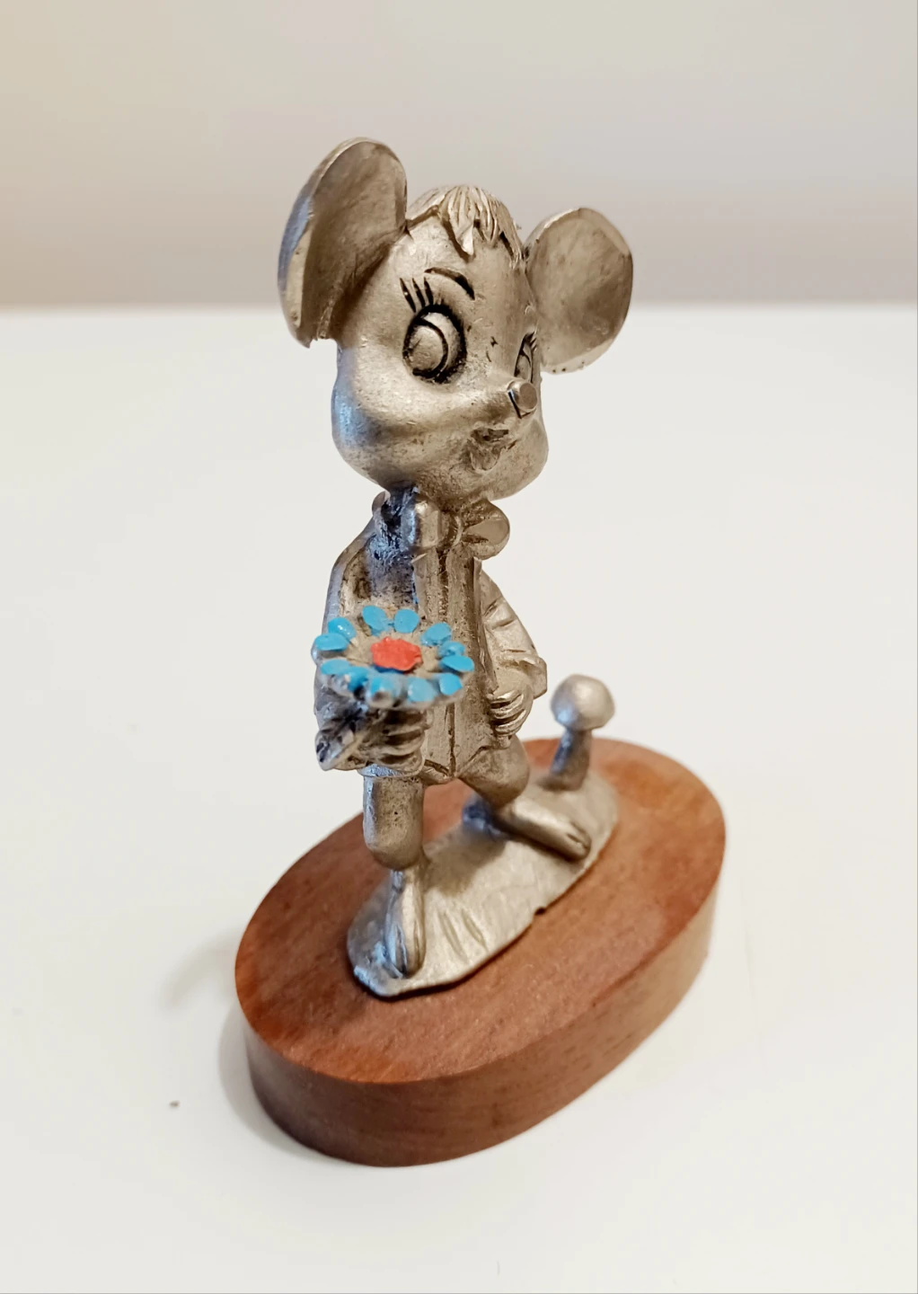 Unique Hand Chiseled Pewter Peltro Figurine - photo 2
