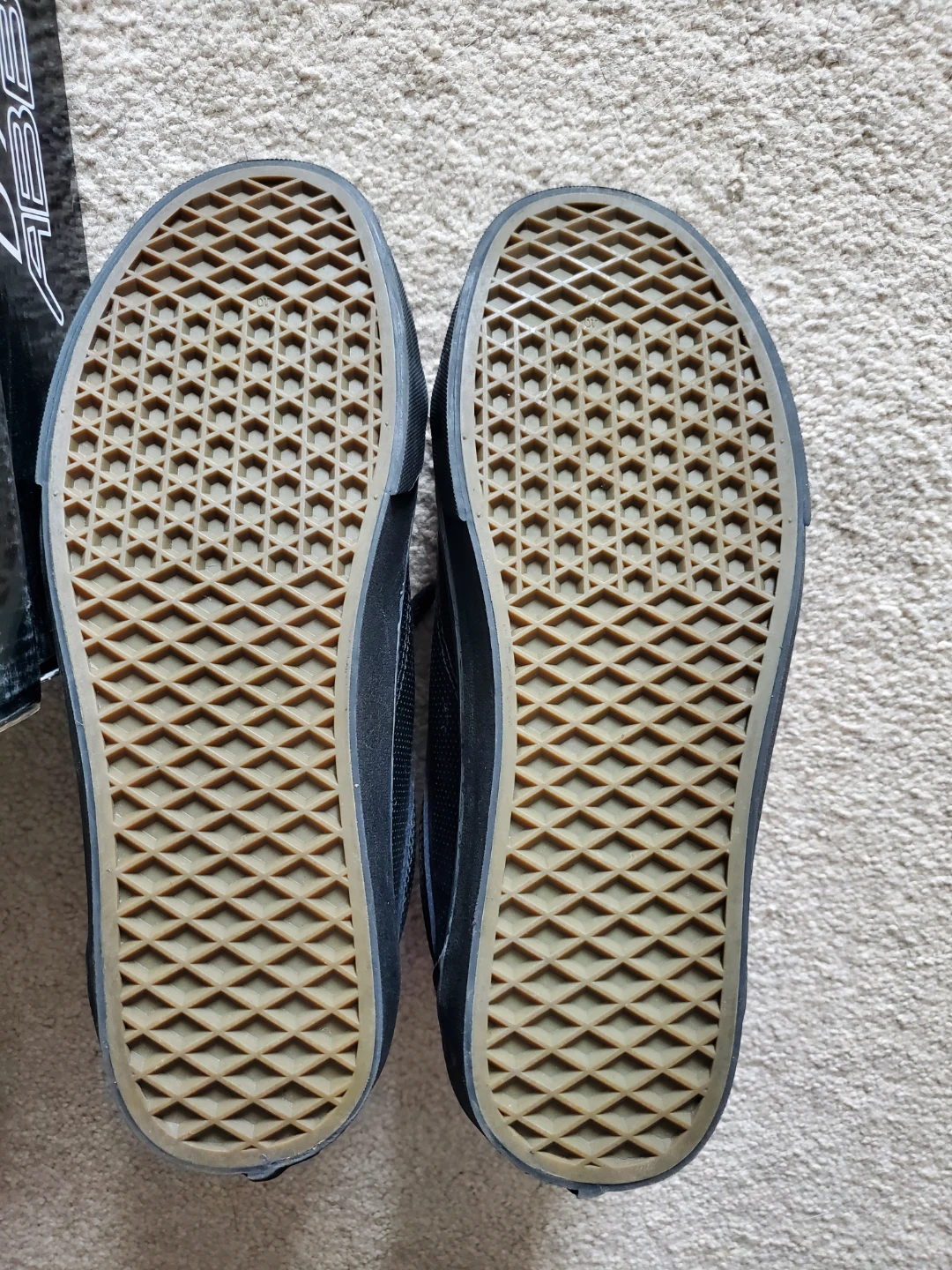 Vans Old Skool Leather Black, Men's US 9 - photo 2