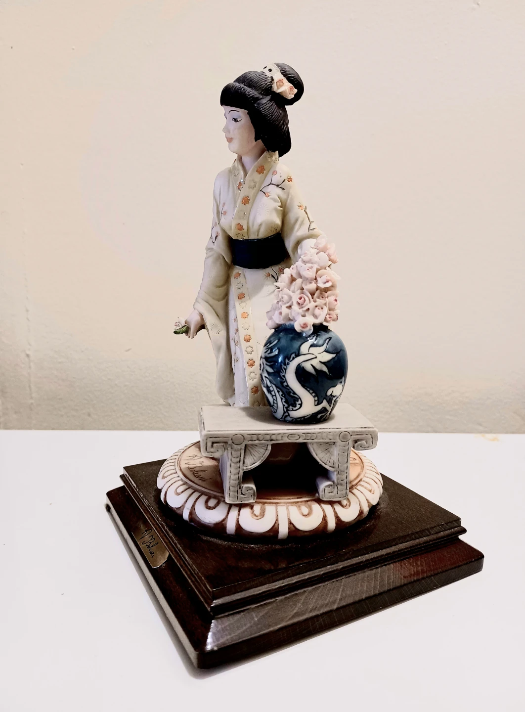 Vtg Signed A. Belcari Geisha Figurine - photo 3