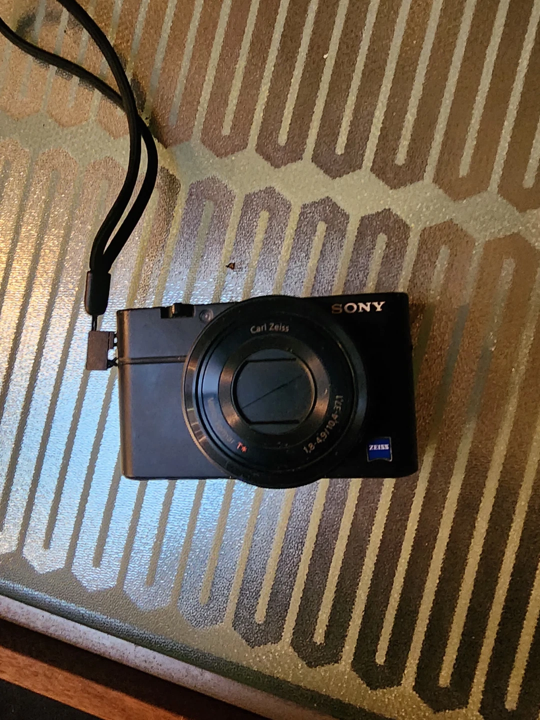 Sony Cyber-shot DSC-RX100 Camera - photo 2