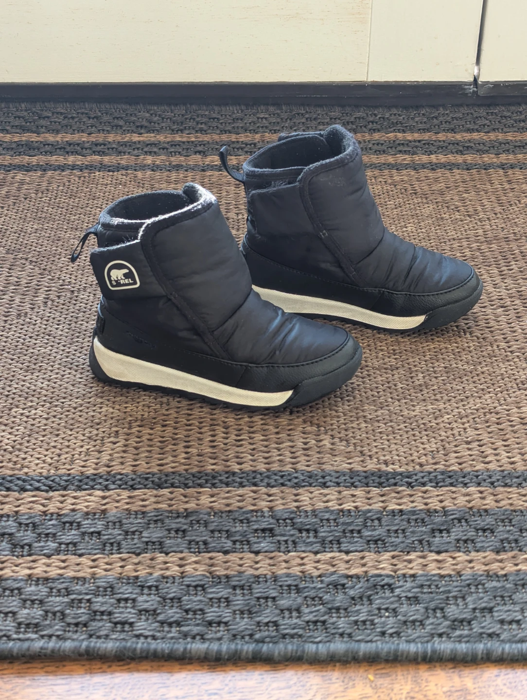Sorel Black Winter Boots KIDS size 11