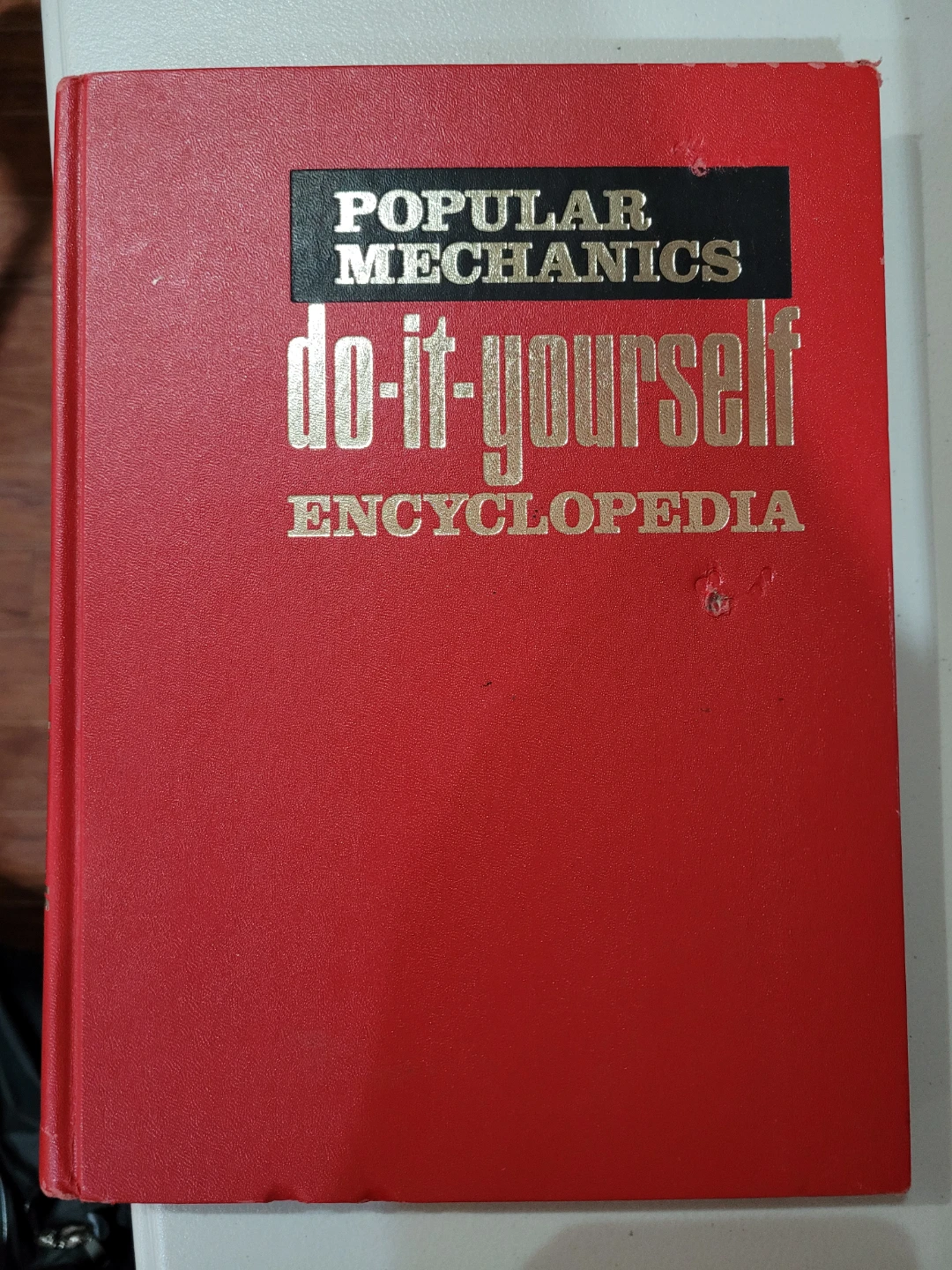 Popular Mechanics Do-It-Yourself Encyclopedia