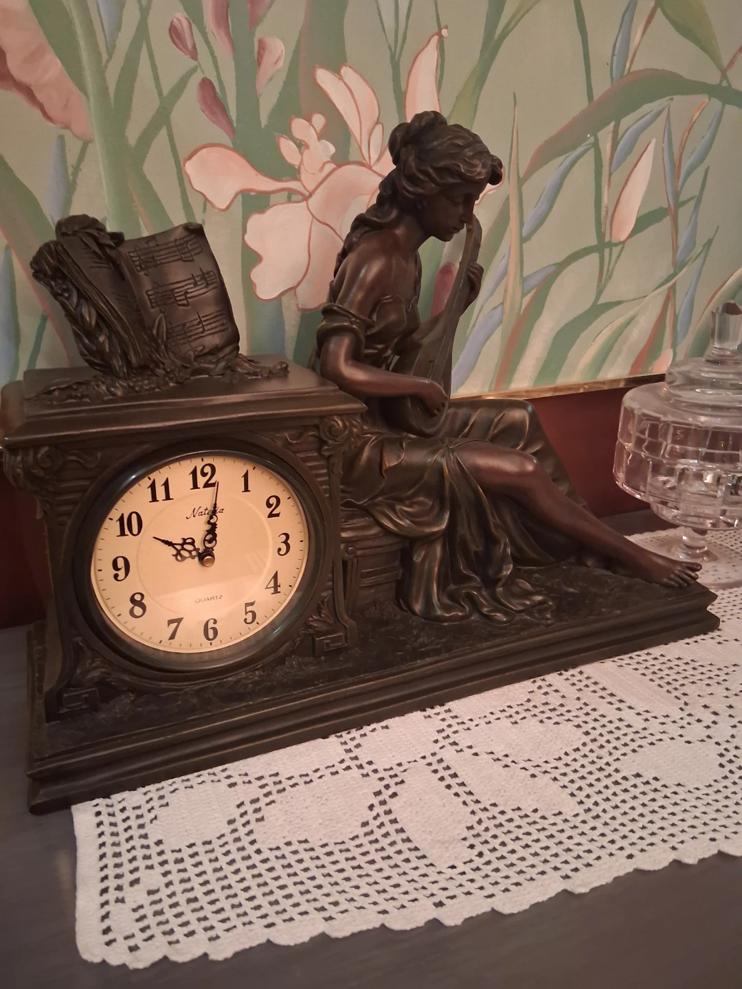 Old Fashion clock