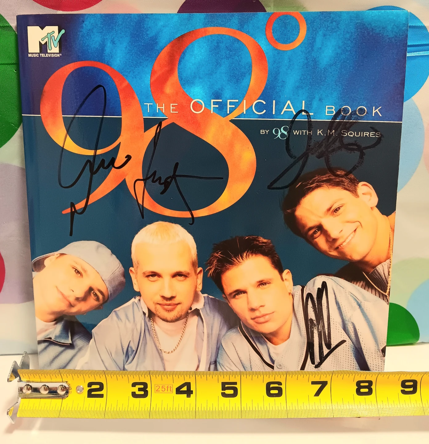 📚98 Degrees Official Autographed Book📚 - photo 3