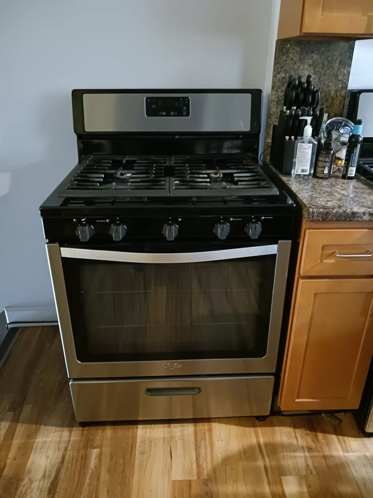 Whirlpool Stainless Steel Gas Range